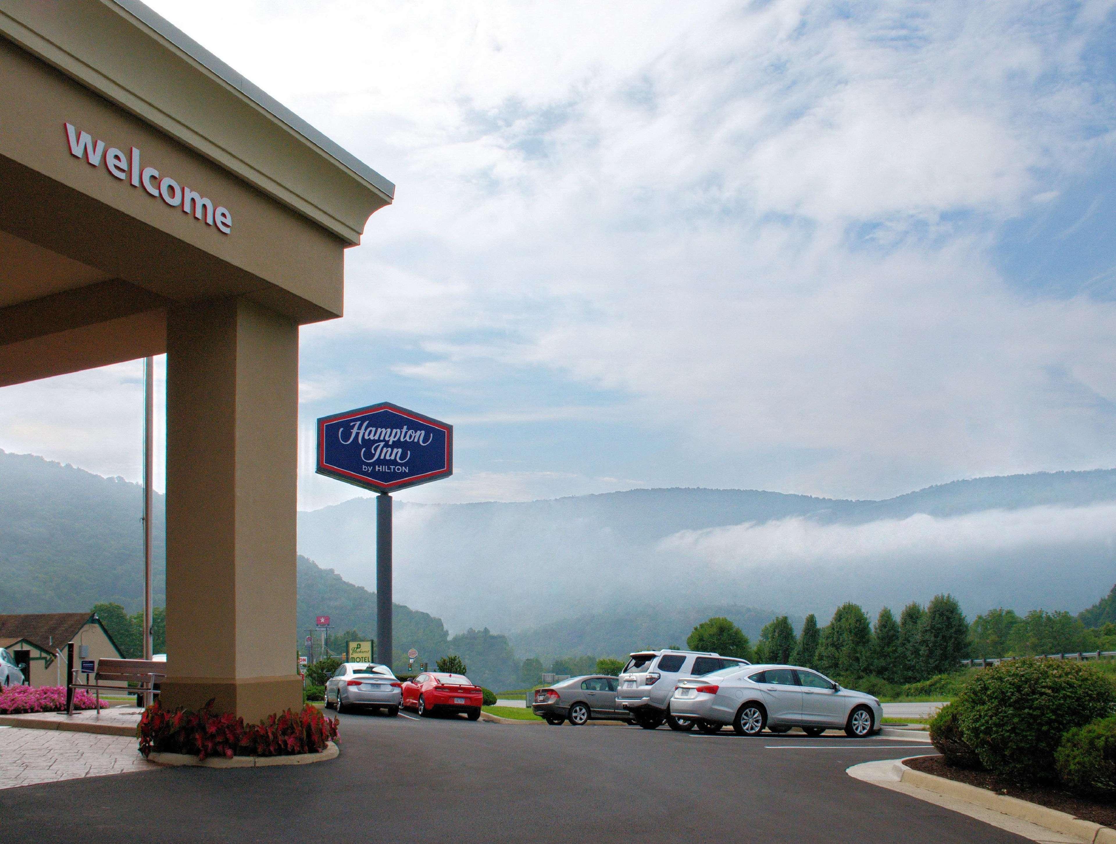 Hampton Inn Covington Va מראה חיצוני תמונה