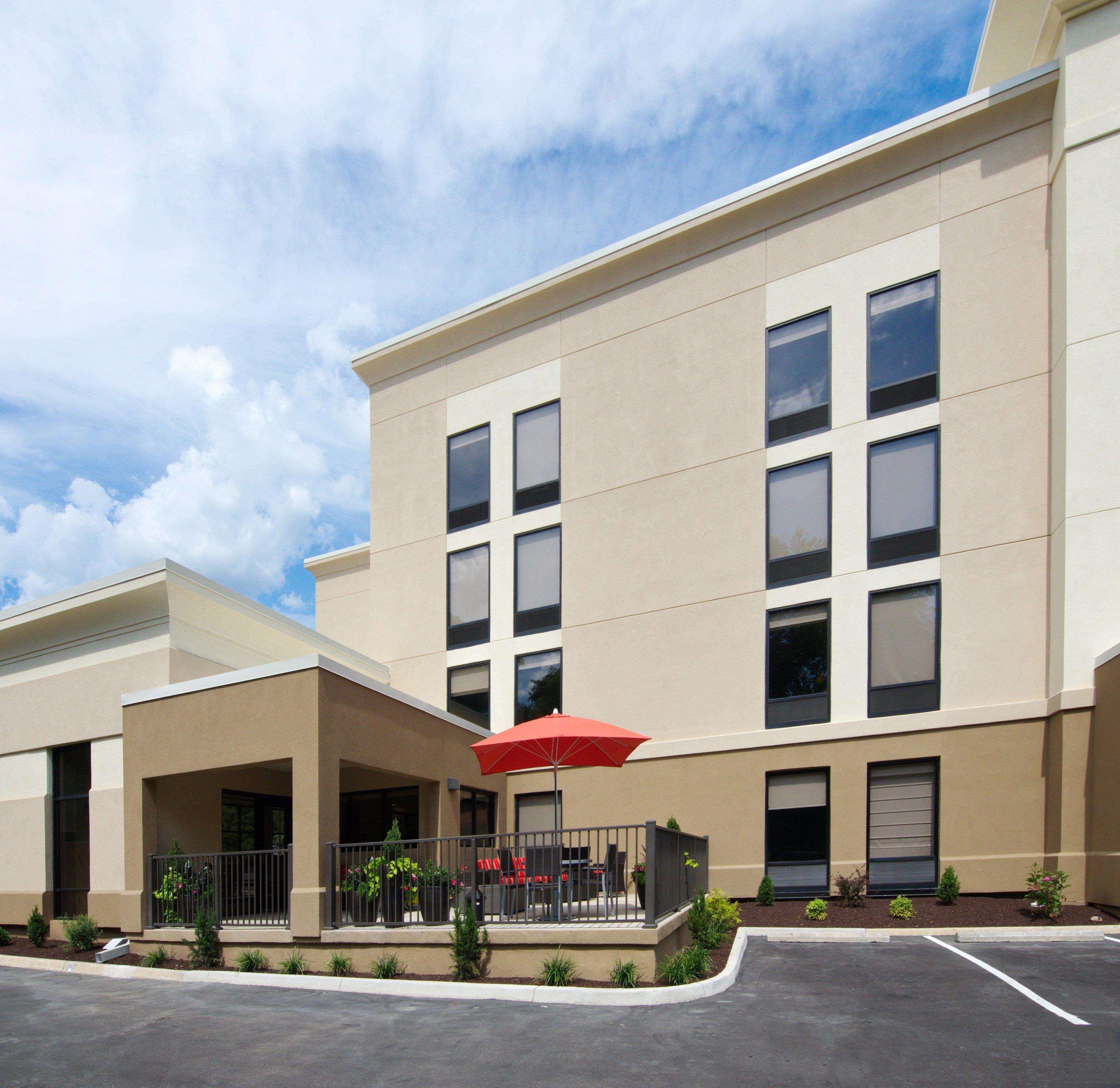 Hampton Inn Covington Va מראה חיצוני תמונה