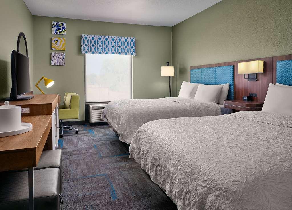 Hampton Inn Covington Va חדר תמונה