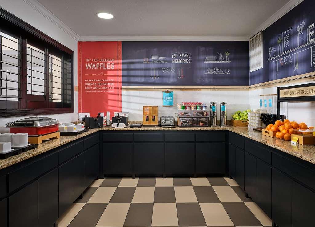 Hampton Inn Covington Va מראה חיצוני תמונה