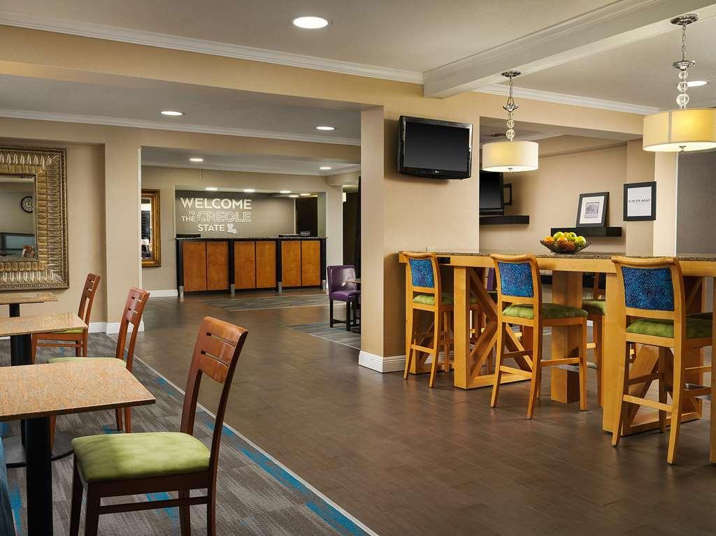 Hampton Inn Covington Va מראה פנימי תמונה