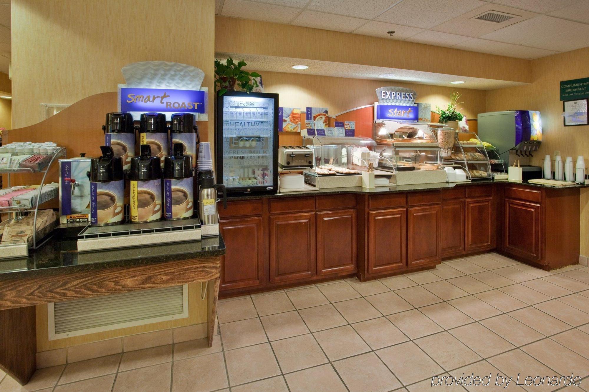 Hampton Inn Covington Va מתקנים תמונה